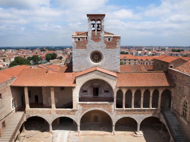 Tour guide in Perpignan