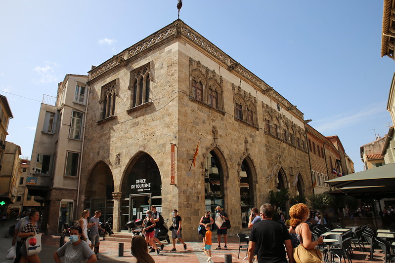 Tour guide in Perpignan