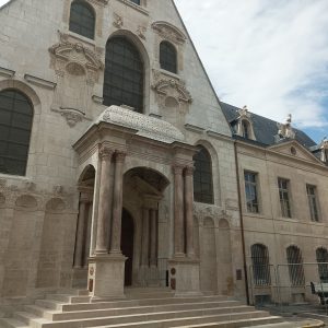 Tour guide in Dijon