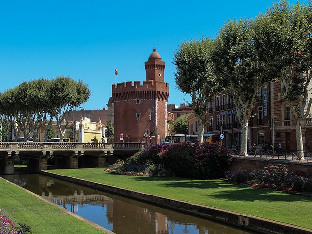 Tour guide in Perpignan