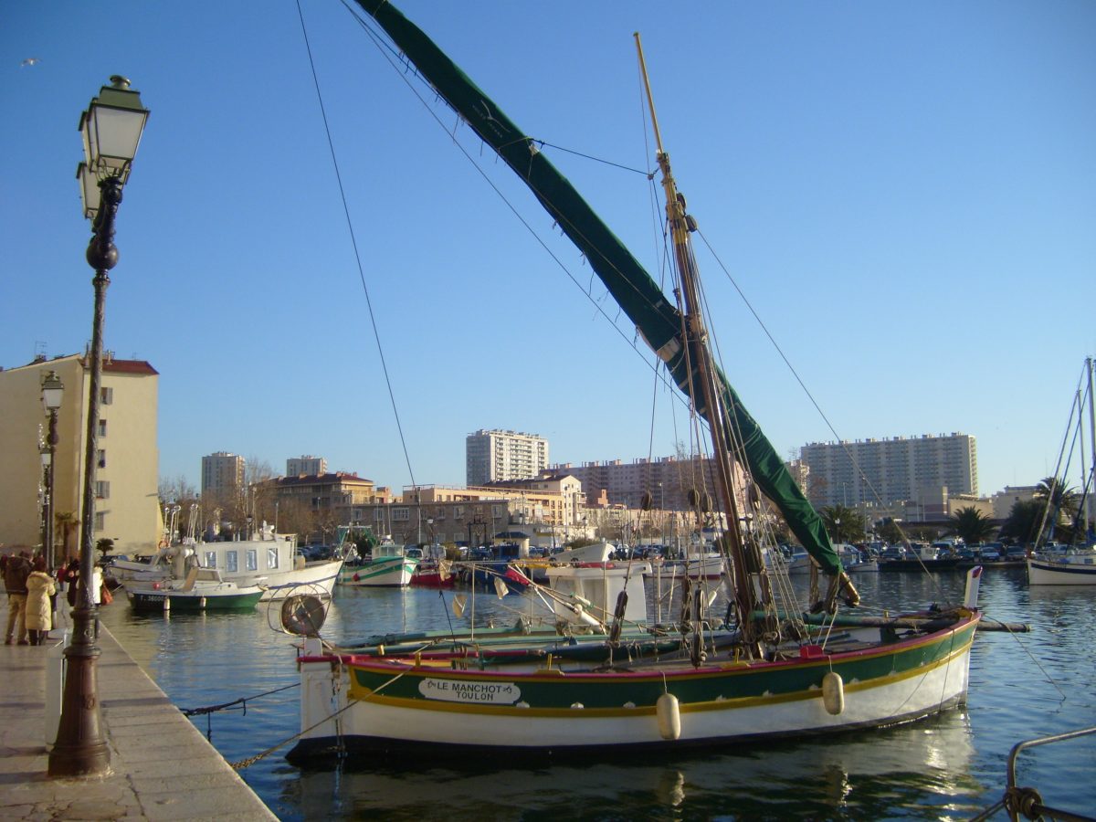Tour guide in Toulon - Image 10