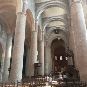 Guided tour in Tournus – 2 hours