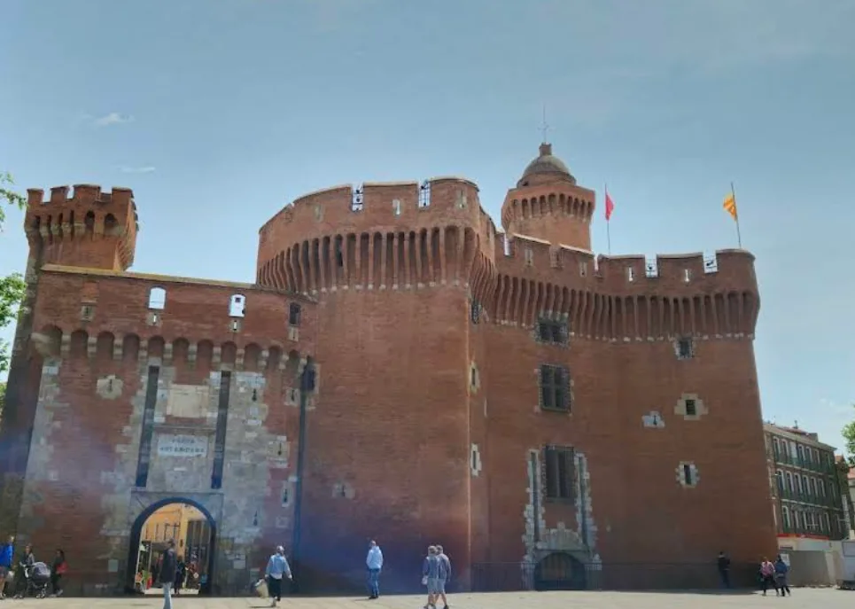 Guided tour in Perpignan
